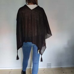 Brun poncho i hør