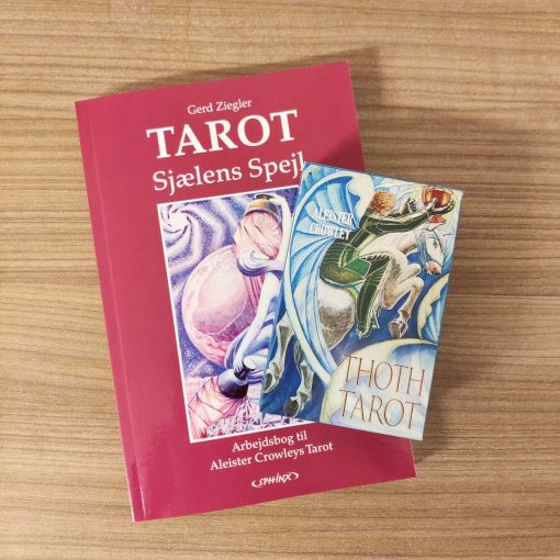 Sæt med arbejdsbog til Alister Crowleys Tarot og tarotkort