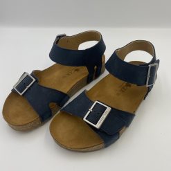 Bio Rebecca navy