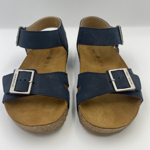 Bio Rebecca navy